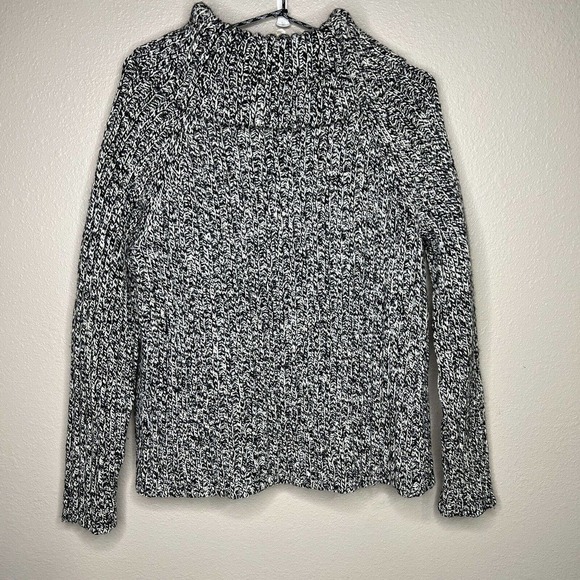 Lauren Ralph Lauren Petite Black & White Lambswool Long Sleeve Sweater Sz PS - Picture 4 of 9